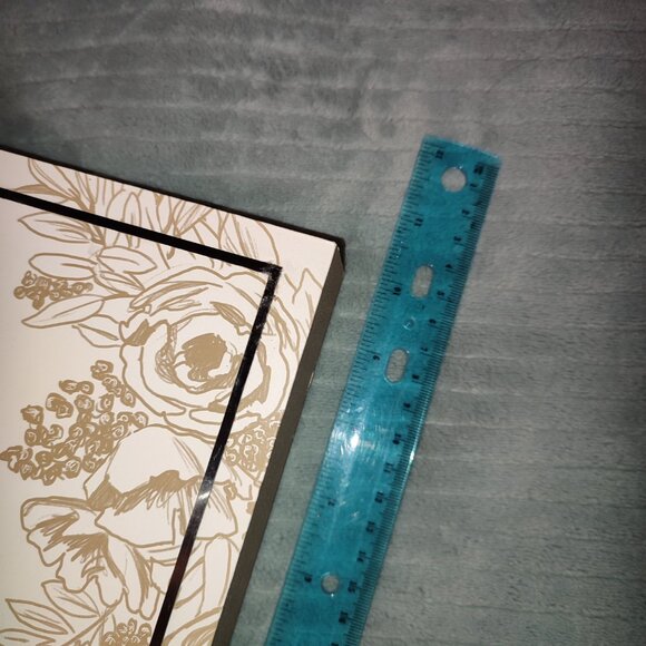 3 Signs Home Decor Wooden Canvas Love Brings us home smell the roses life Quotes - Picture 4 of 12